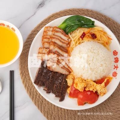 黑椒烤排叉烧双拼饭